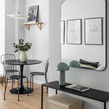Cozy 2 Bedroom Apartment With Patio 마드리드 외부 사진