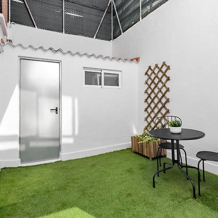 Cozy 2 Bedroom Apartment With Patio 마드리드 외부 사진
