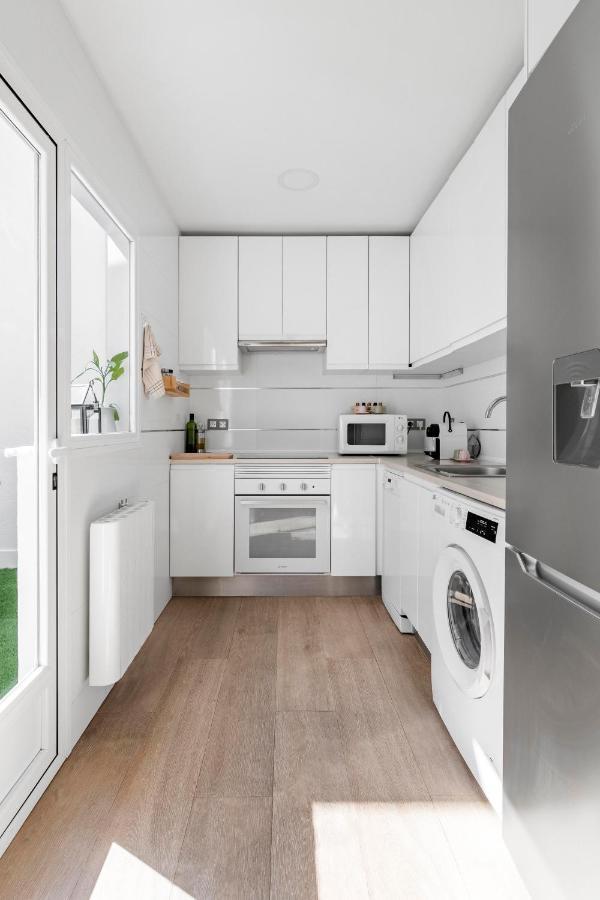 Cozy 2 Bedroom Apartment With Patio 마드리드 외부 사진